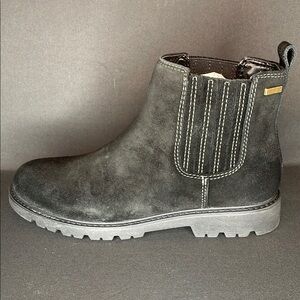 Comfortiva Black Ankle Boots